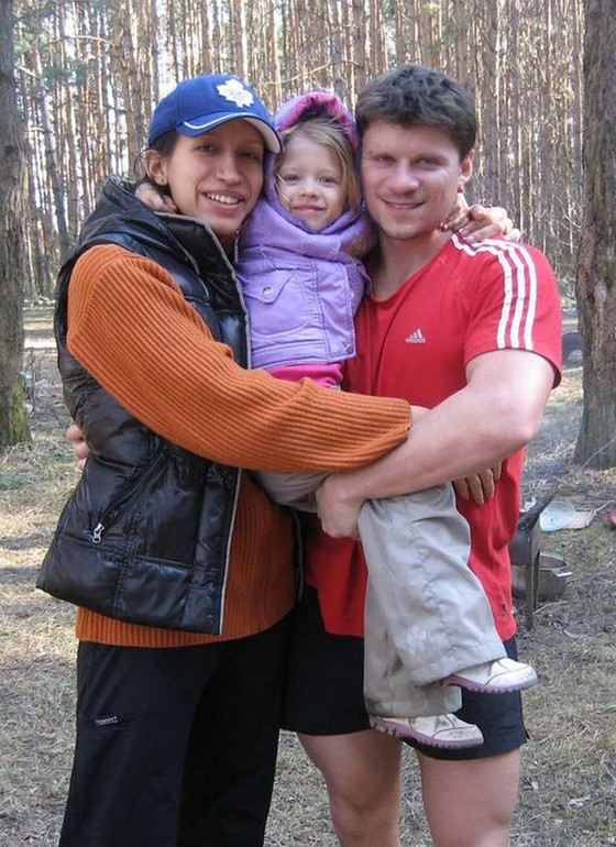 Елена Борщова с мужем и дочкой