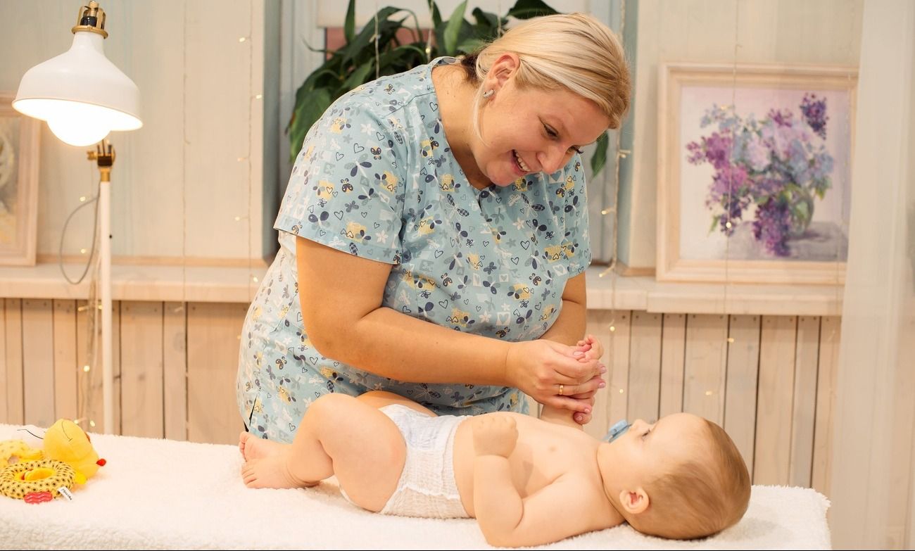Заботливое прикосновение: беседа с экспертом по детскому массажу