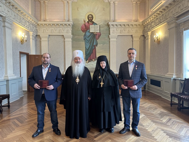 С.Я.Ваксман на встрече с Высокопреосвященным Тихоном, митрополитом Орловским и Болховским. Фото 2024 г.