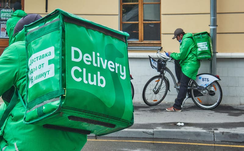Delivery Club начал скрывать номера клиентов от курьеров
