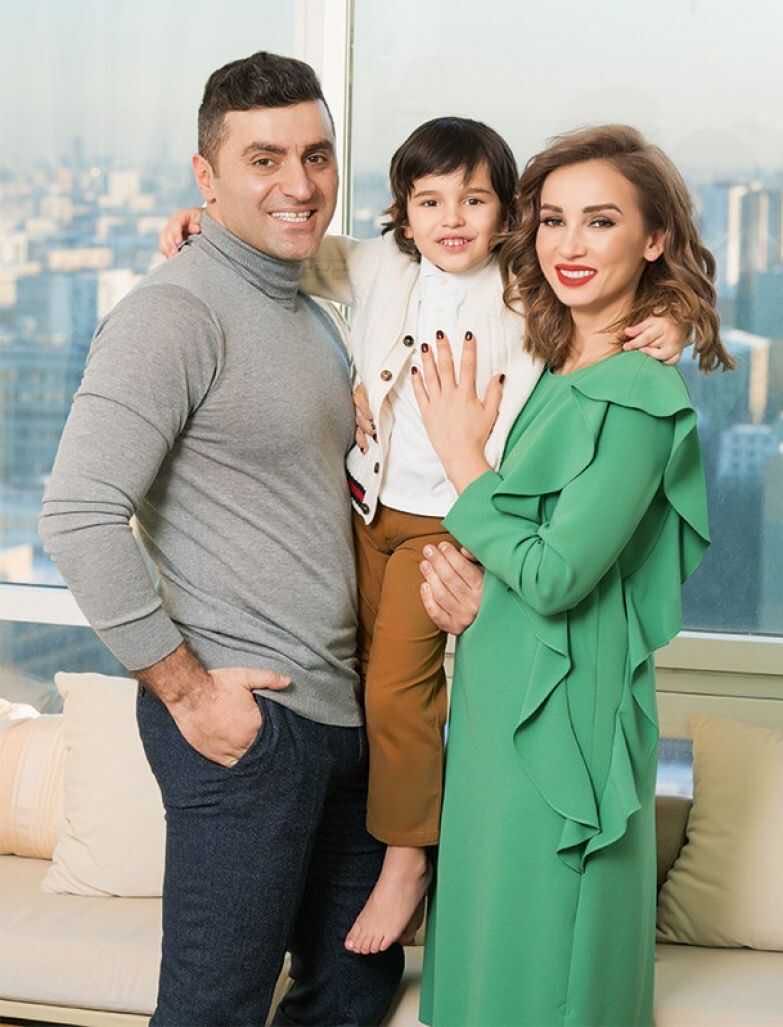 Анфиса Чехова с мужем Гурамом Баблишвили и сыном