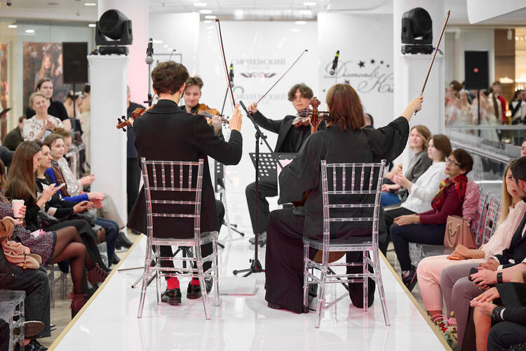 Праздничный вечер в «Смоленском Пассаже»