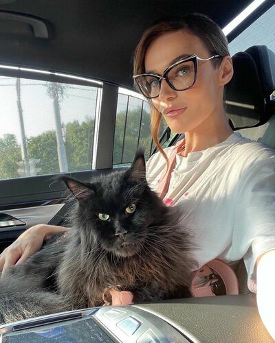 Алёна Водонаева решила взять ипотеку для кота