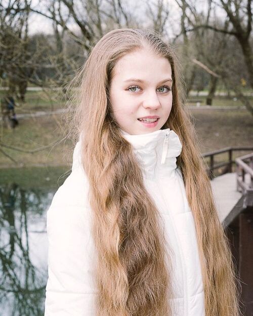 Александра Трусова — Биография