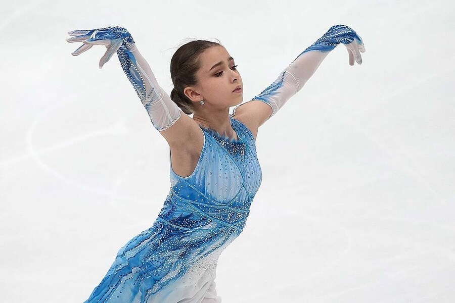 Камила Валиева — Биография