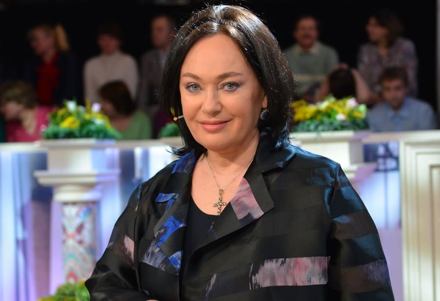 Лариса Гузеева — Биография