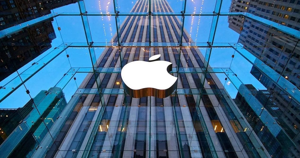 Apple снизит комиссию в App Store до 15% для ряда разработчиков