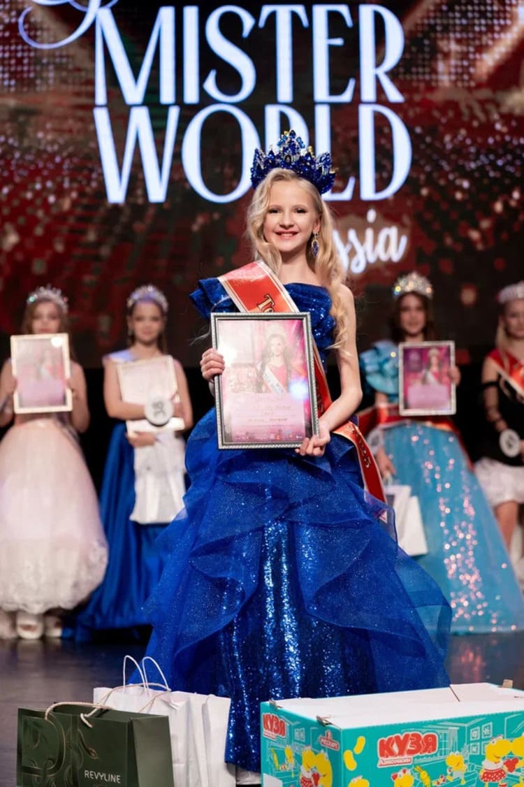 Стелла Крикунова. Little Miss and mister World Russia 2025.