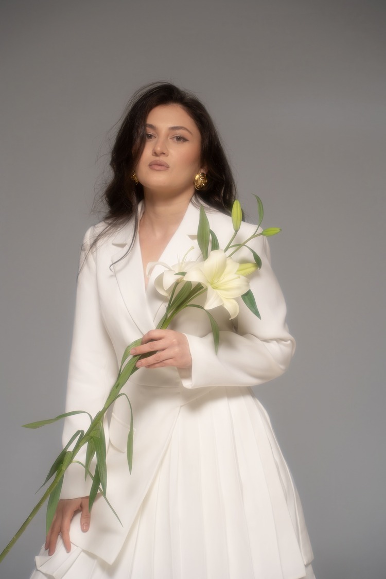 Милена Блабба. Фото: Бэлла Аджиева. Стилист: Мактина Чкониа.
