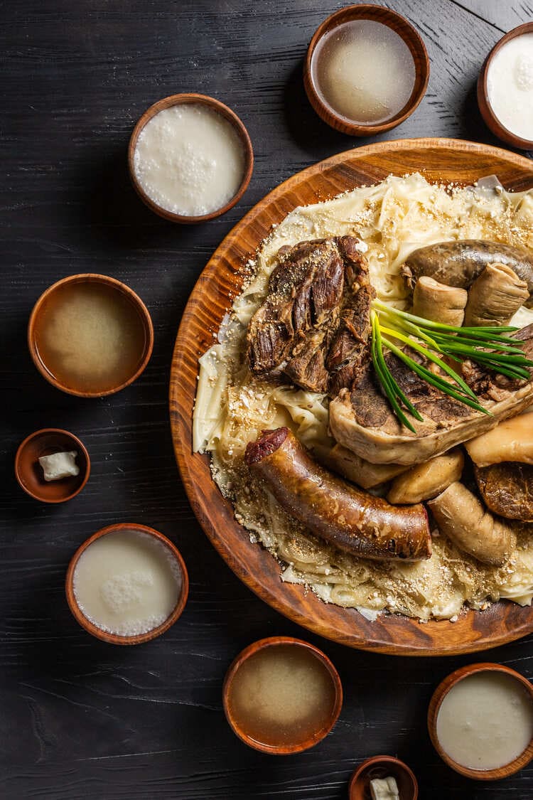 Блюдо халал-ресторан Alcha — Бешбармак табак