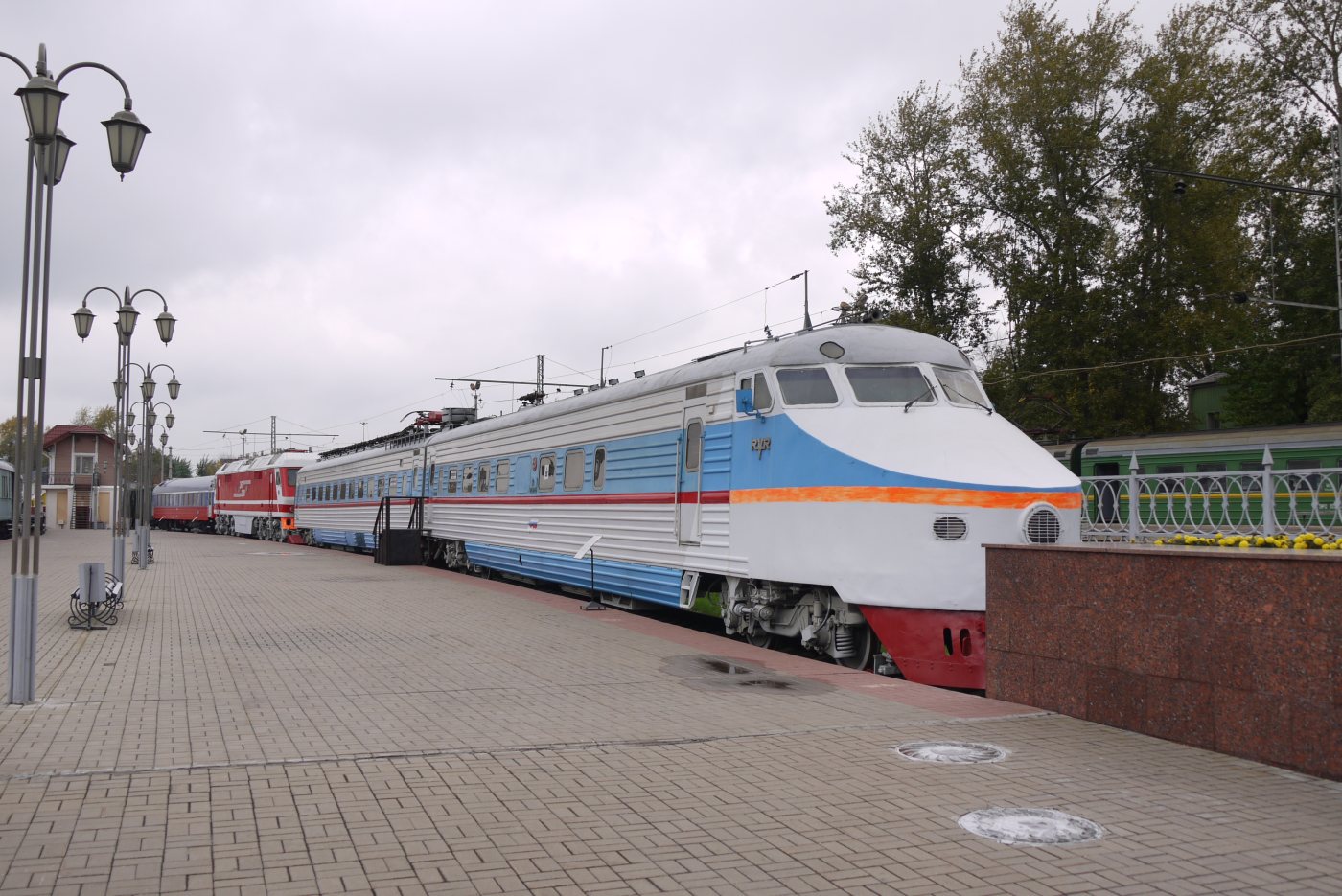 ЭР200-105 в Музее железнодорожного транспорта у Рижского вокзала