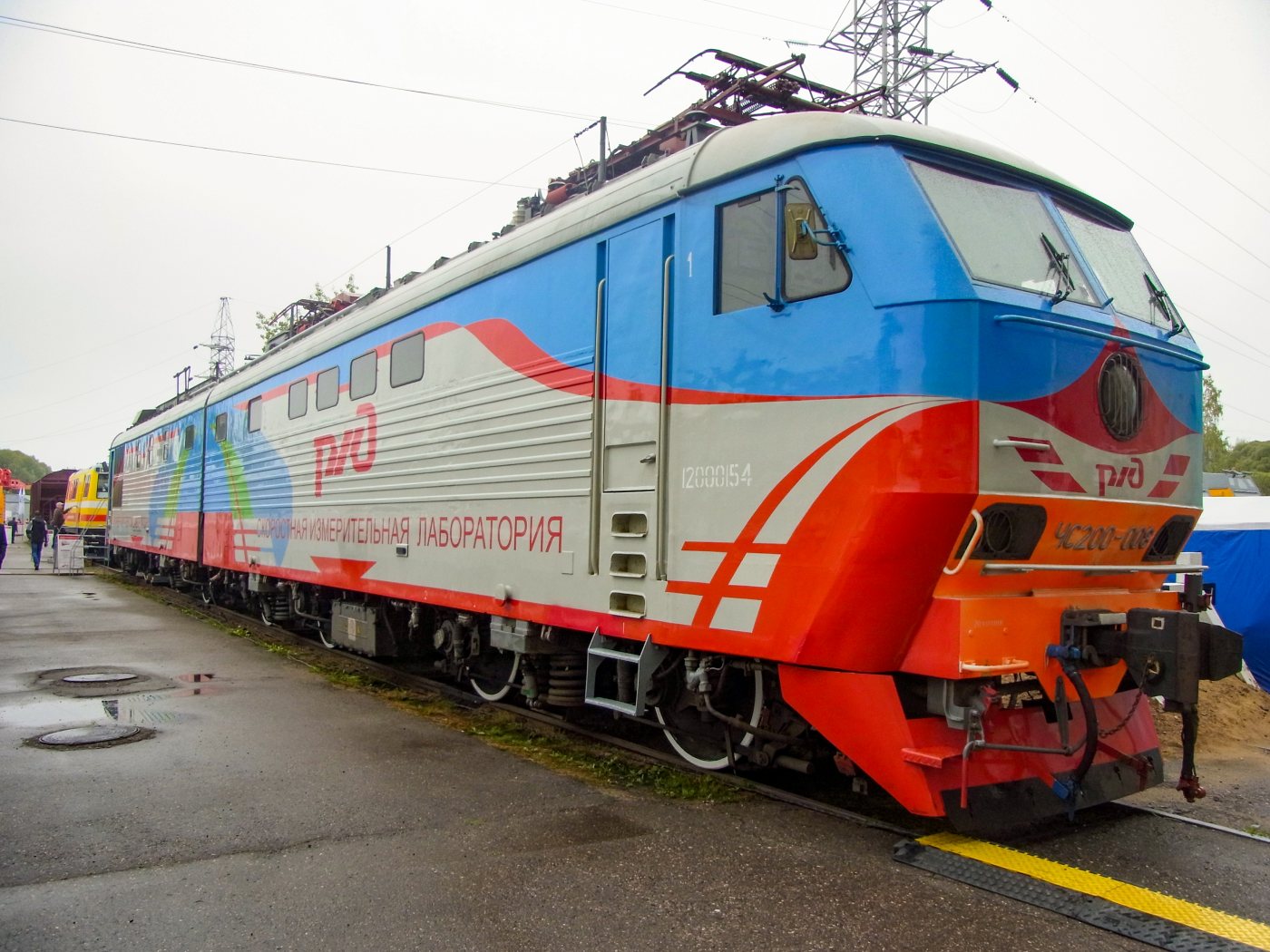 Электровоз ЧС200 на выставке «Экспо 1520»