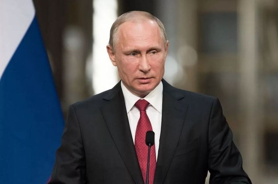 Владимир Путин ликвидировал Россвязь и Роспечать