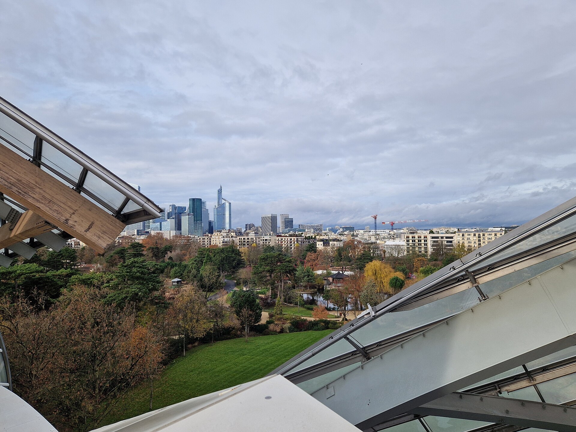 В Fondation Louis Vuitton снова собрали коллекцию Гюстава Файе: Гоген, Ван Гог, Редон