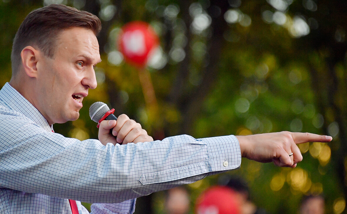 Навальный этапирован во Владимирскую область. Он сушит сухари